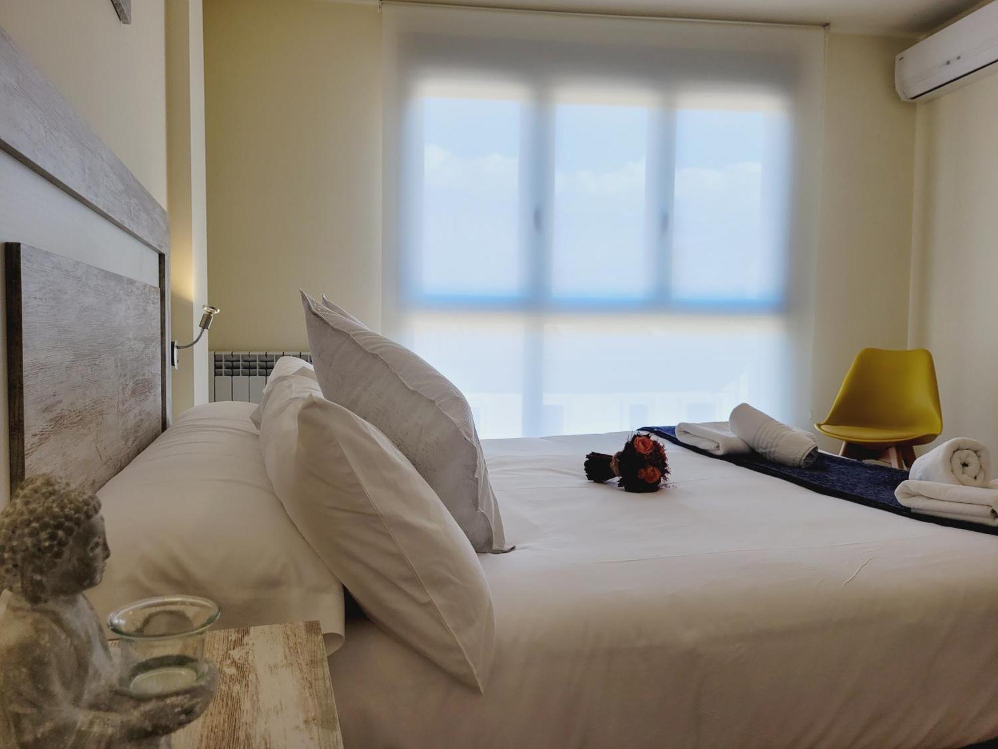 Apartamentos Bella Aínsa Quarto foto